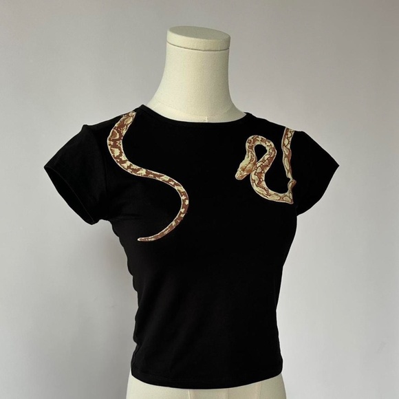 Snake Print Crop top Cap Sleeve Small ASOS - Picture 4 of 4
